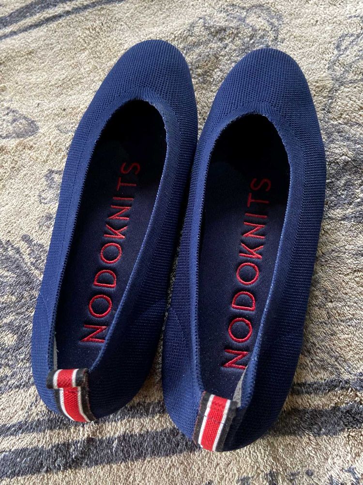 Korean NODOKnits Navy Blue ballerinas