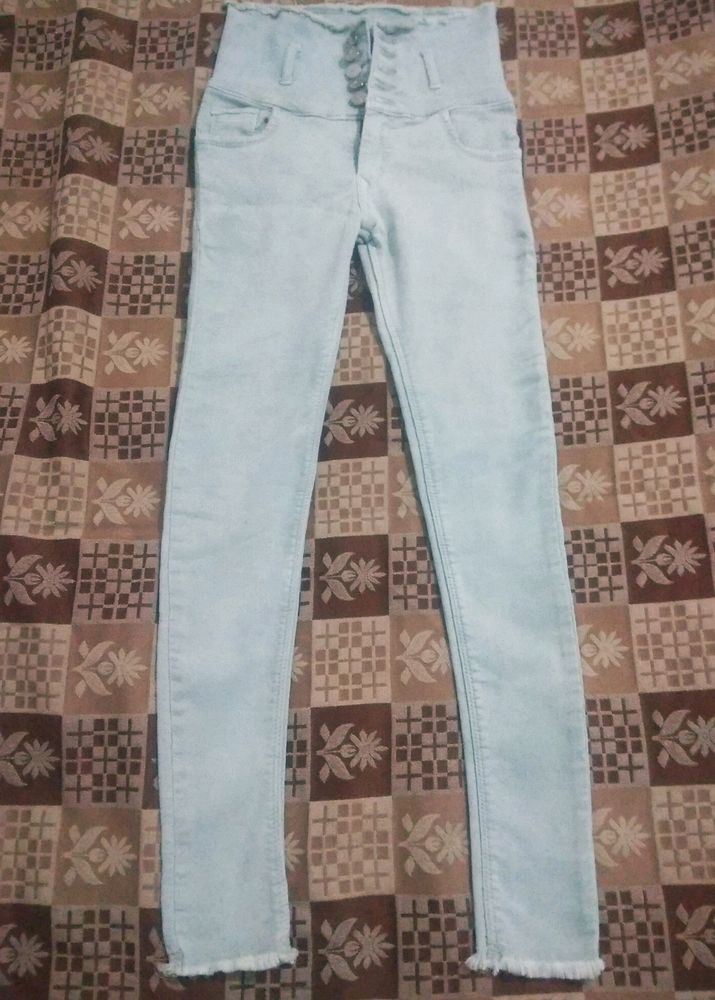 Brand😍New High Waisted Skin Fit Jeans Never Worn