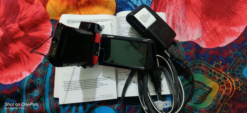 Sanyo Xacti CG10 compact HD camcorder