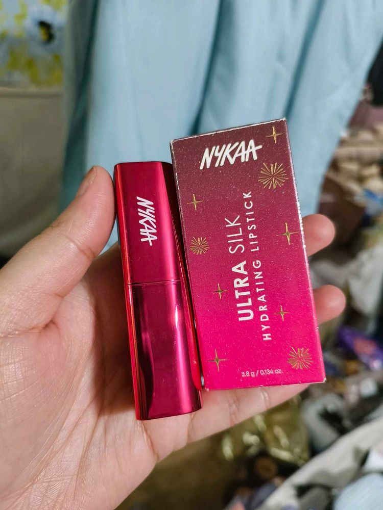Sparklin Nykaa Ultra Silk Hydrating Lipstick