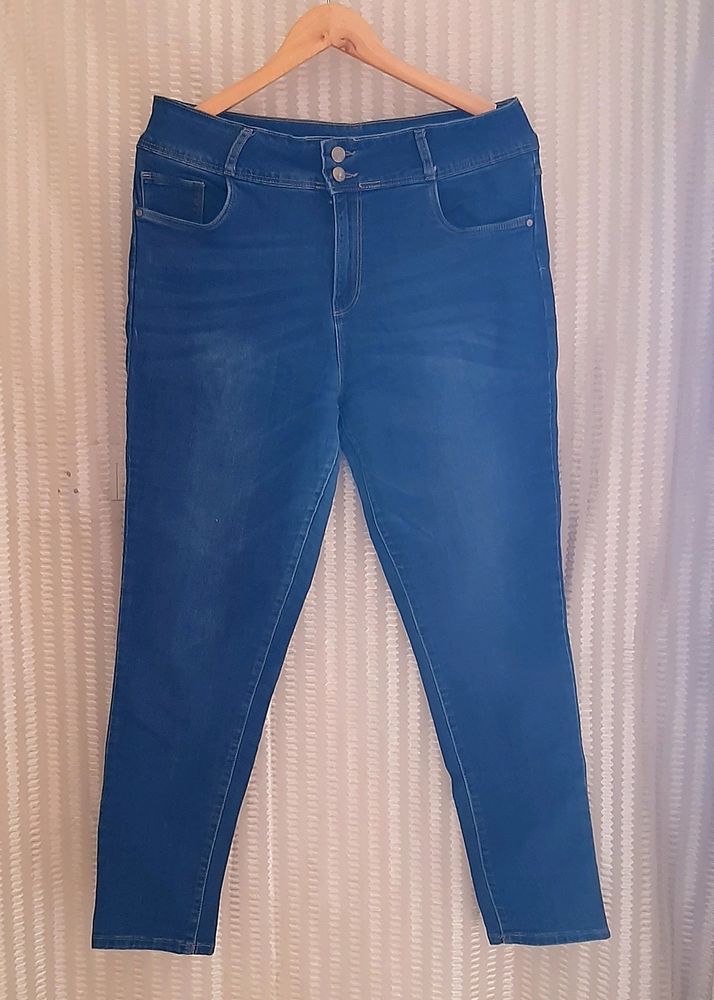 WOMEN JEANS-34 SIZE