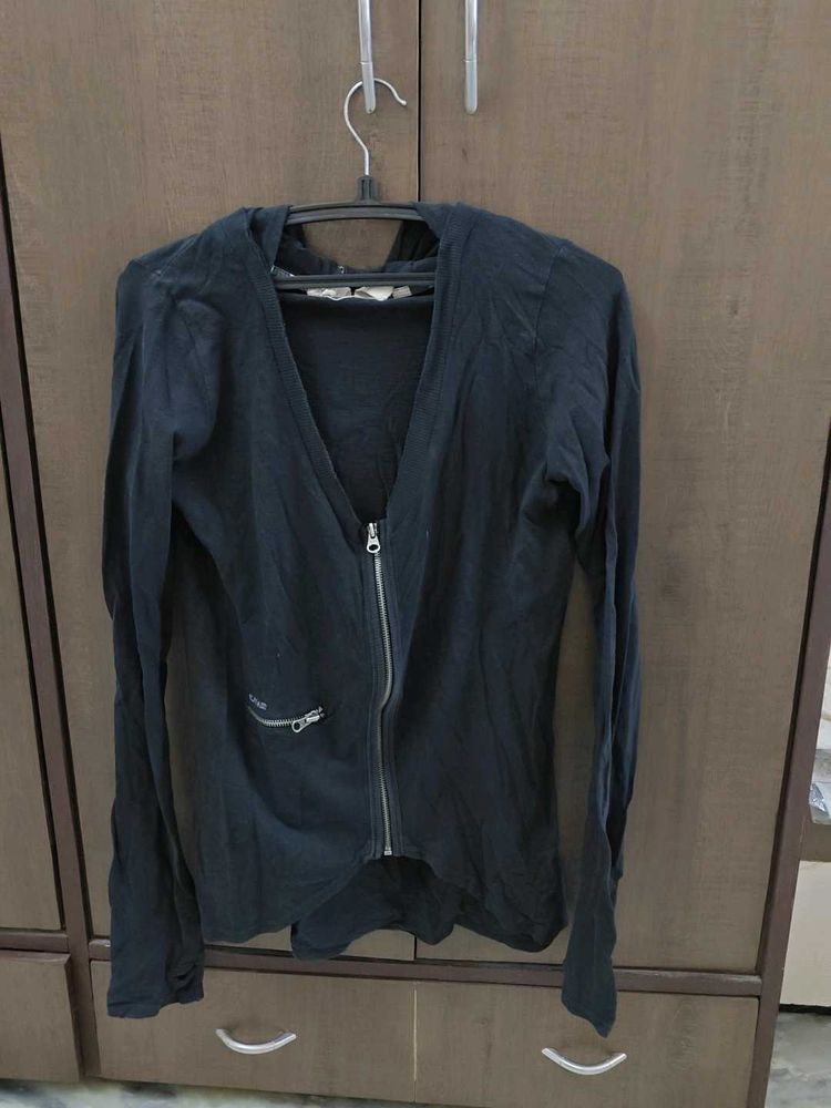 Black Zip-Up Long Sleeve jacket