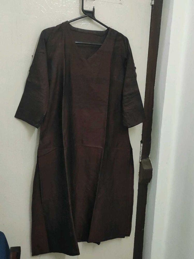Elegant Dark Brown Kurta with off white em