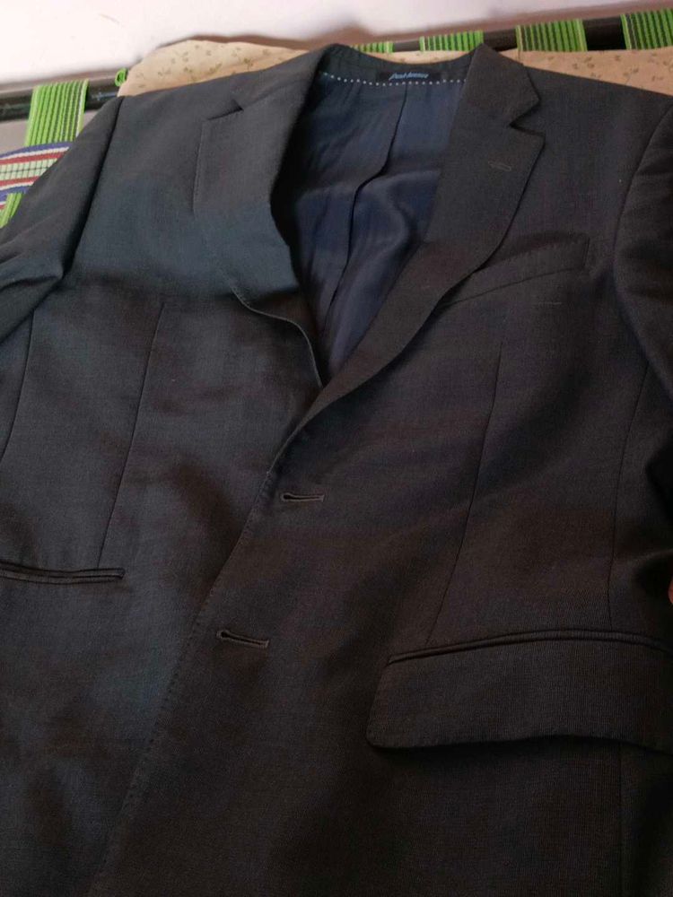 Men's Classic Grey Blazer