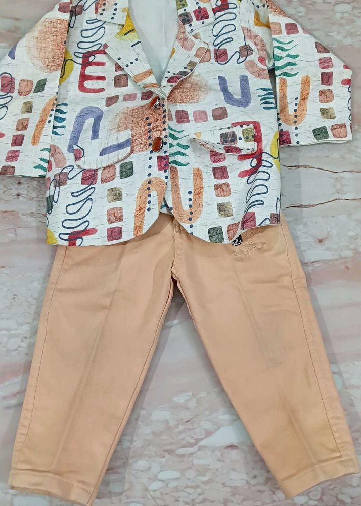 kid's Printed Blazer &amp; Peach Trousers Set