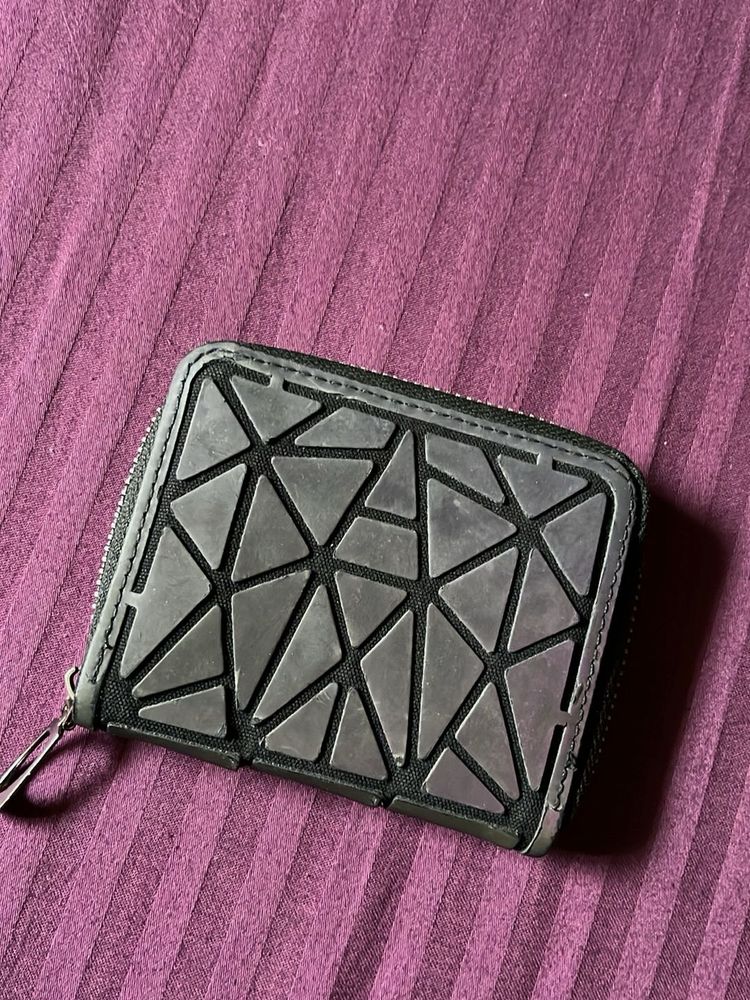 Geometric Black Wallet