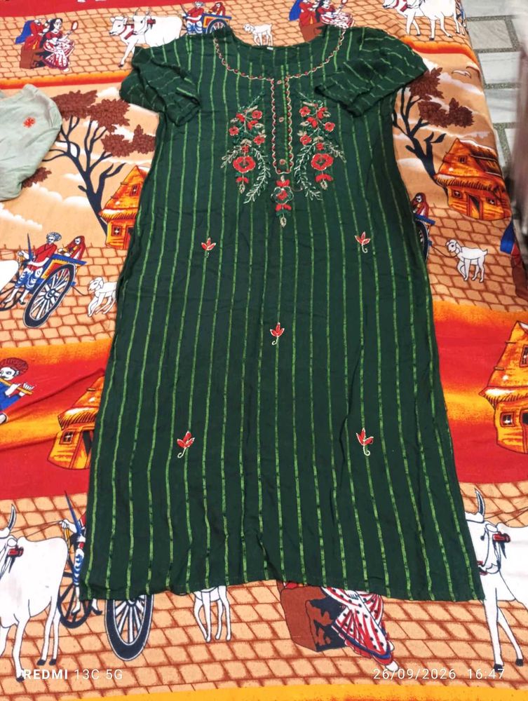 Green Embroidered Kurta