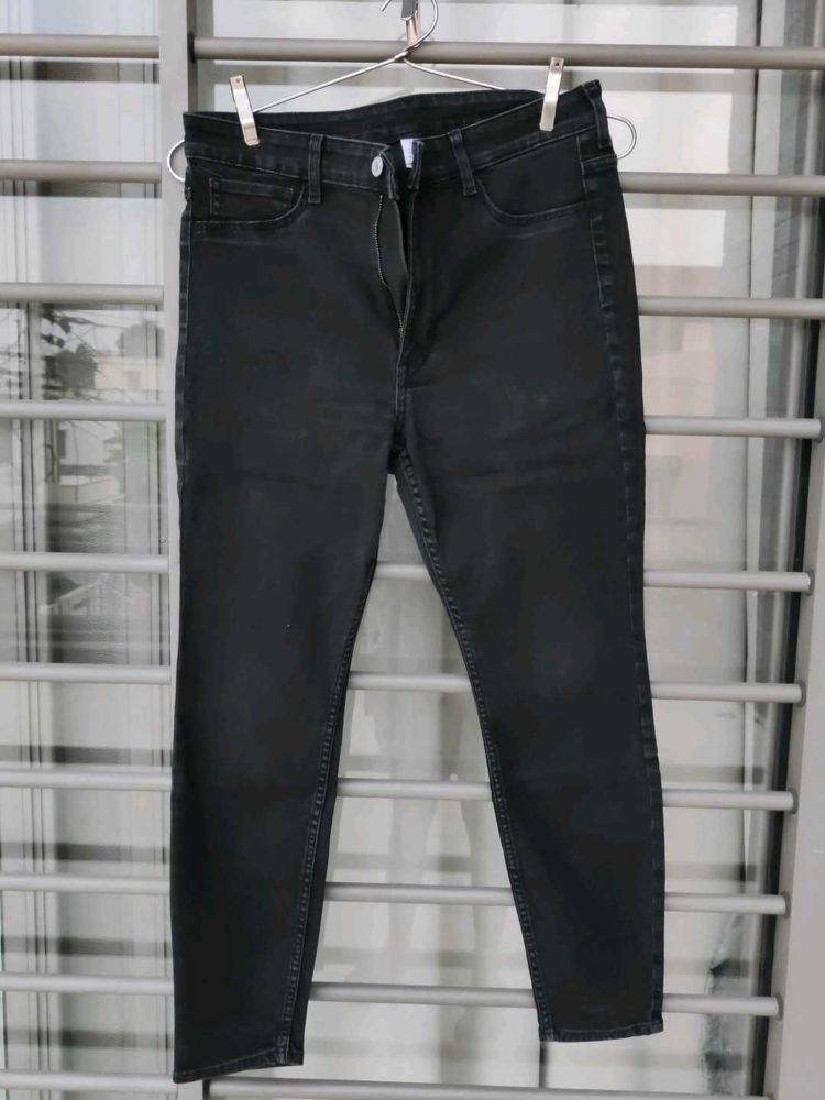 Black Skinny Fit Jeans