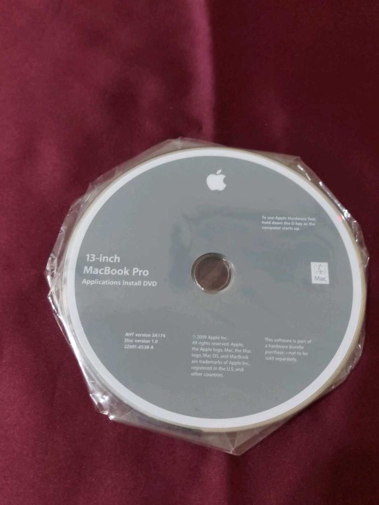 MacBook Pro Applications Install DVD