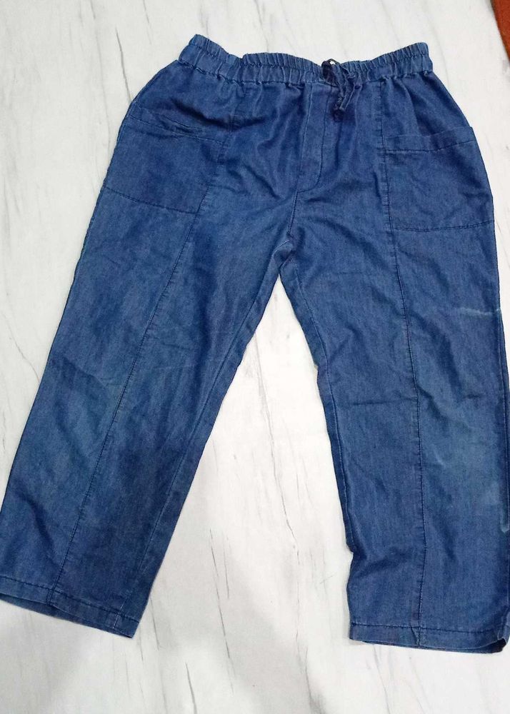pretty denim pant (jeans)