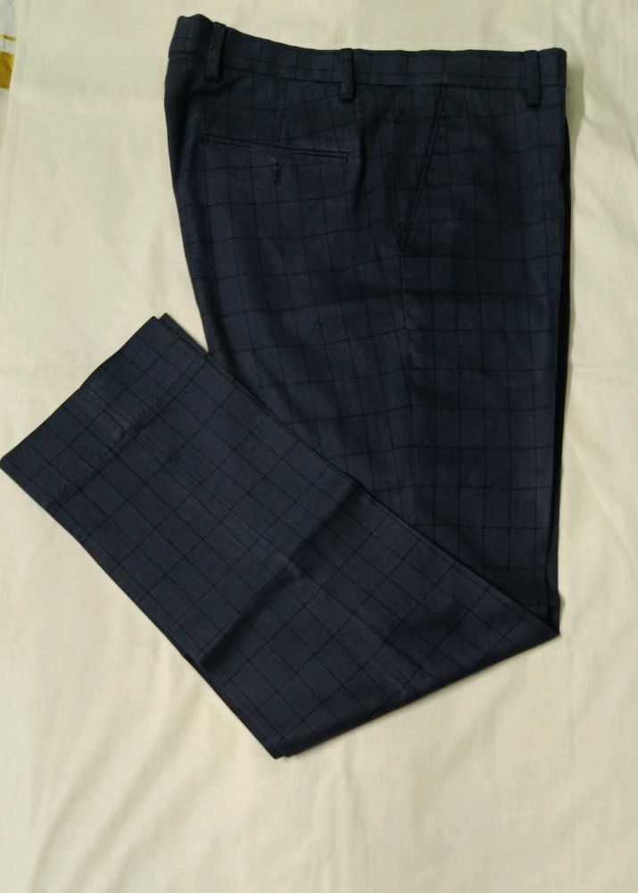 Peter England Trousers