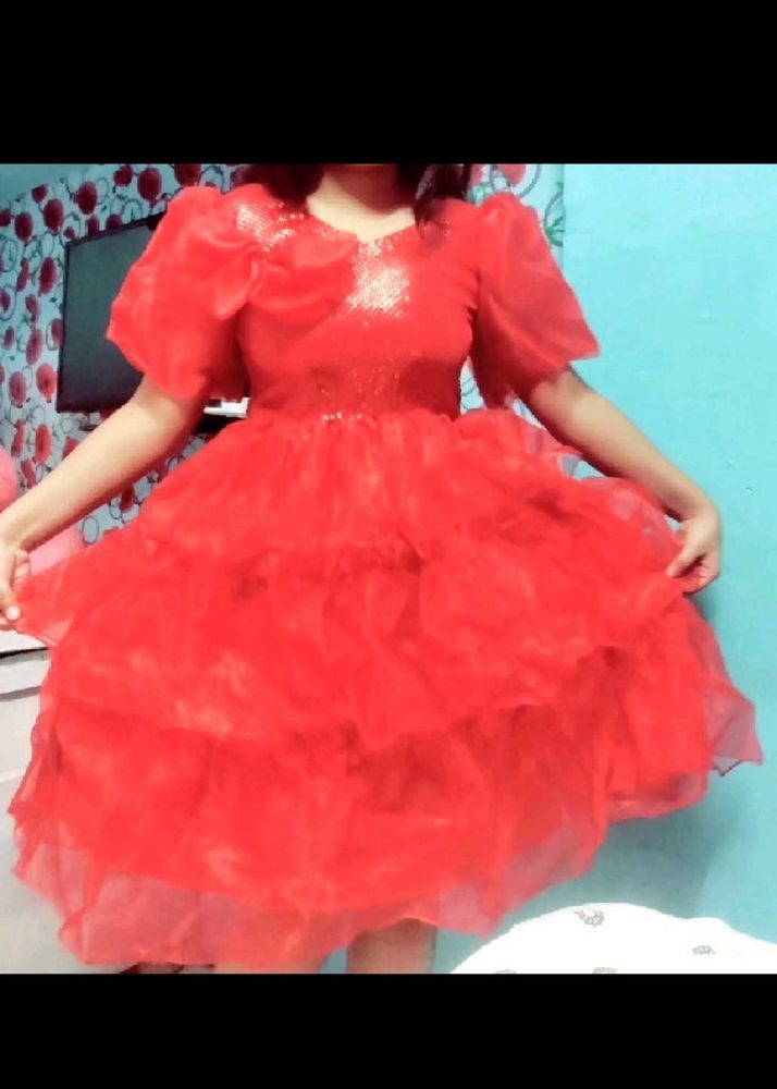 RED TUELLE FROCK💗