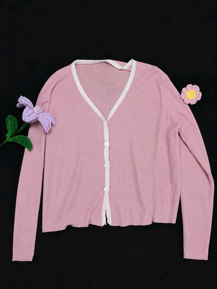 🌸 Soft Pink Cardigan in Excellent Condition
