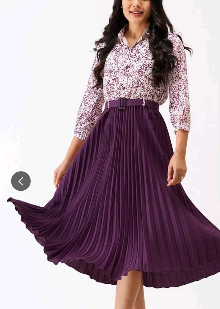 Elegant Pleated Midi Dress