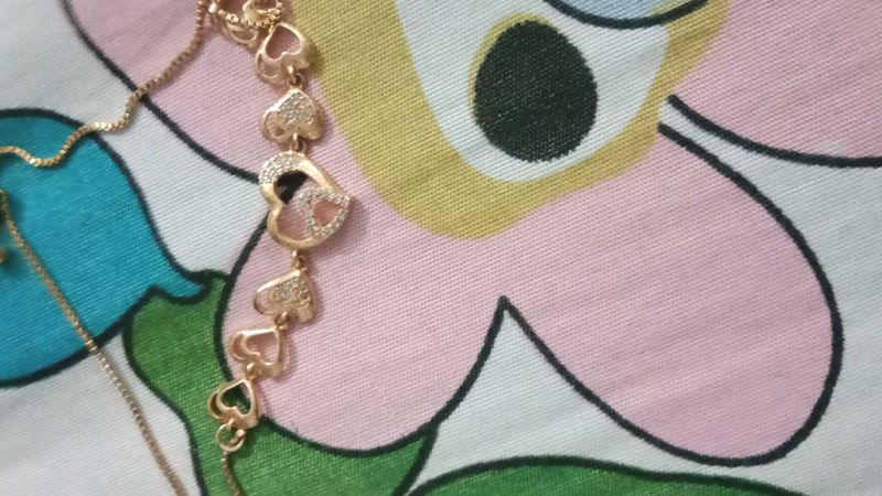 Charming  golden Heart Bracelet with american diam