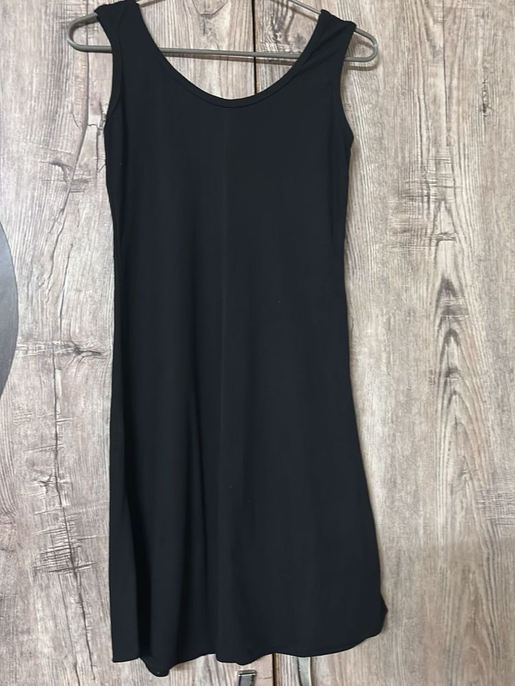 Classic Black Sleeveless Mini Dress
