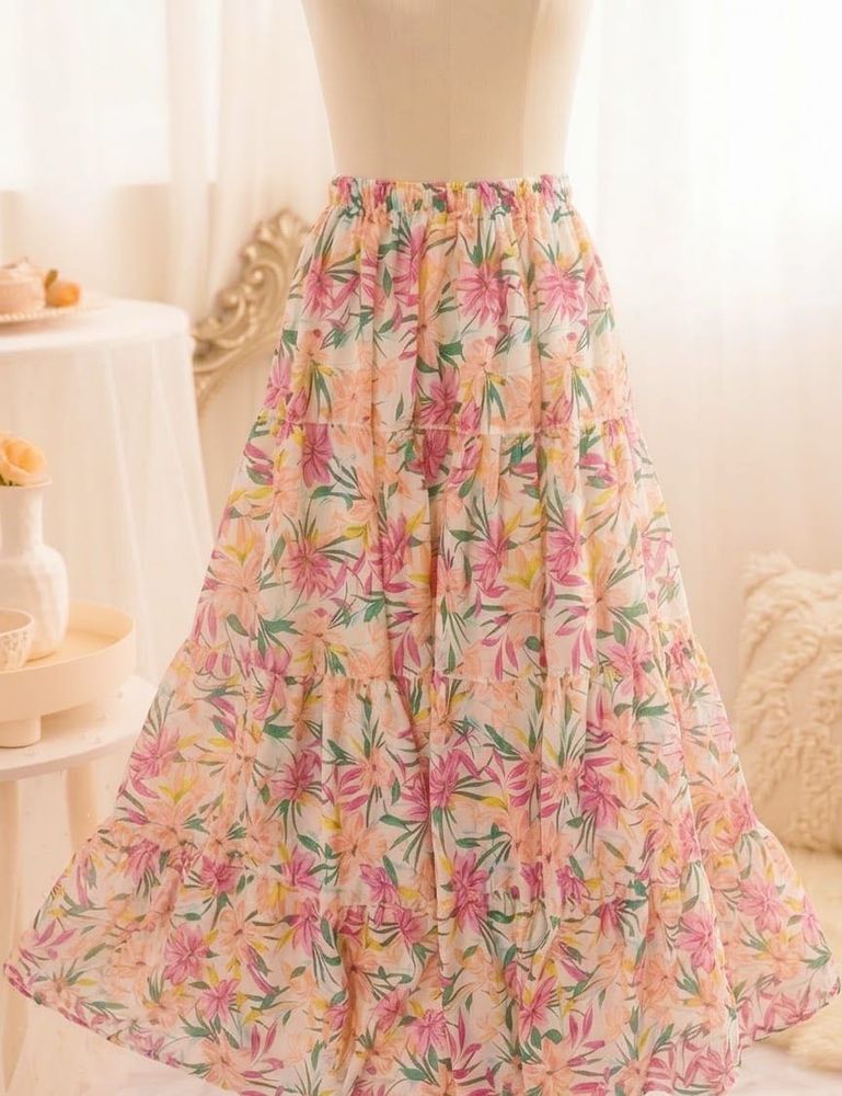 Flowy Floral Tiered Maxi Skirt