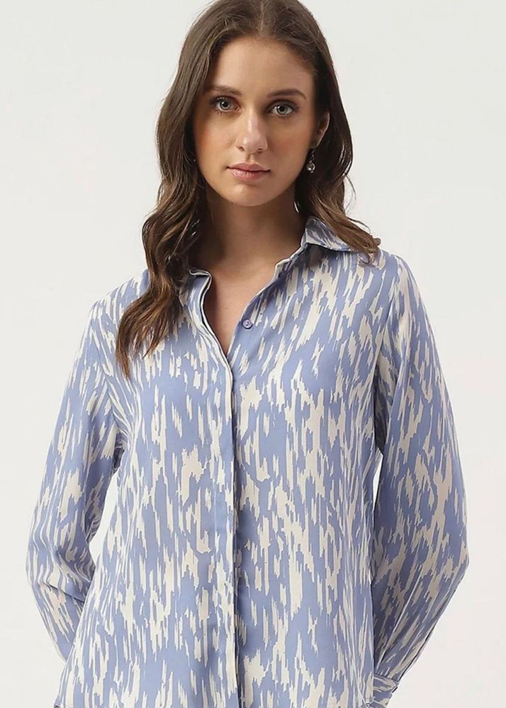 Stylish Blue &amp; White Print Button-Up Shirt