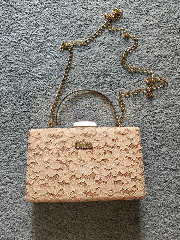 Cara Floral Clutch