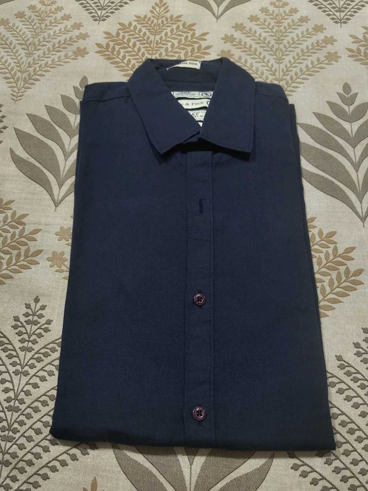 Aerocrombie and Fitch Blue Men's Shirt