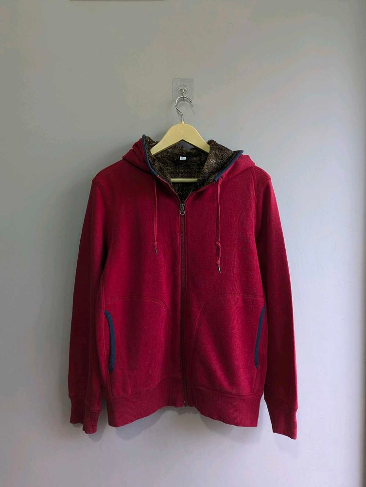 Cozy Red Zip-Up Uniqlo Hoodie