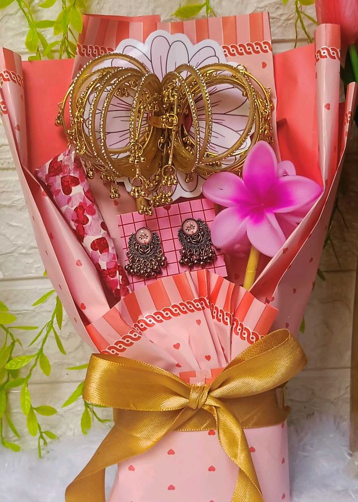 Elegant Indian Jewelry Gift Bouquet