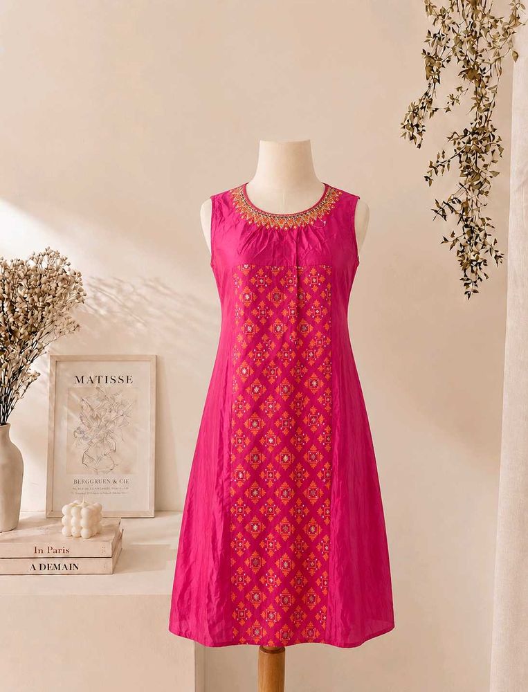 Vibrant Pink Embroidered Kurta