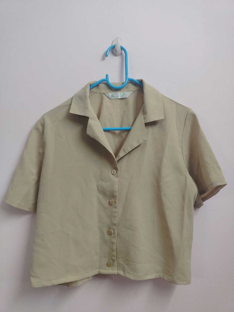 Beige crop shirt
