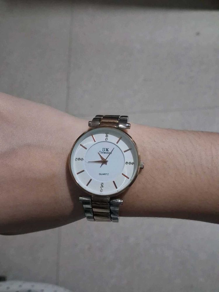 Elegant Women's Quartz Watch