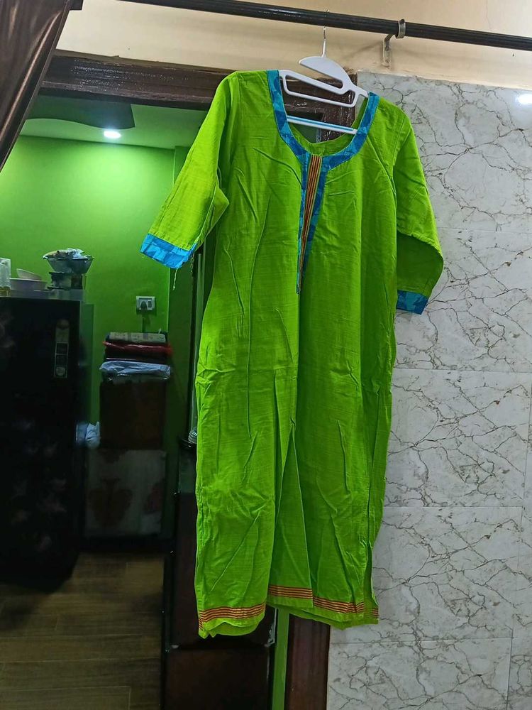 Salwar Kameez And Dupatta Set