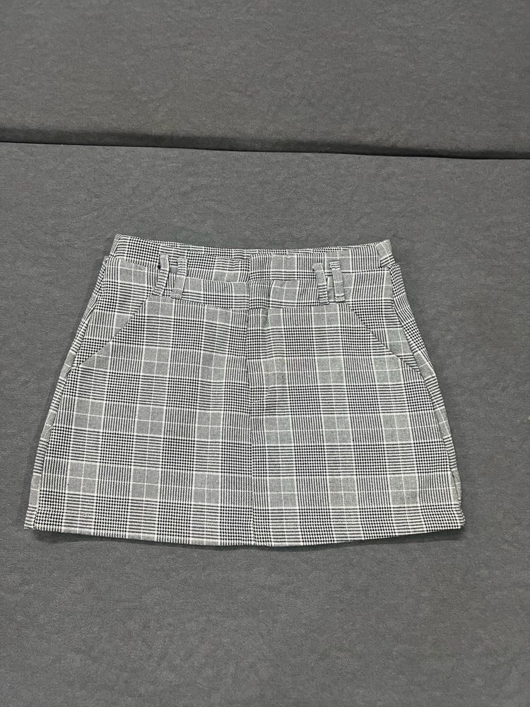 Black &amp; White Plaid Mini Skirt