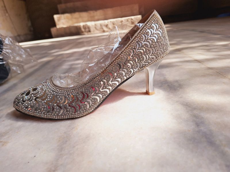Cinderella Silver Mirrors Bally Style 👠