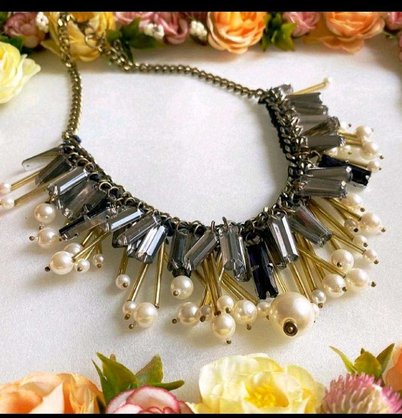 Beautiful Handmade Hanging Choker