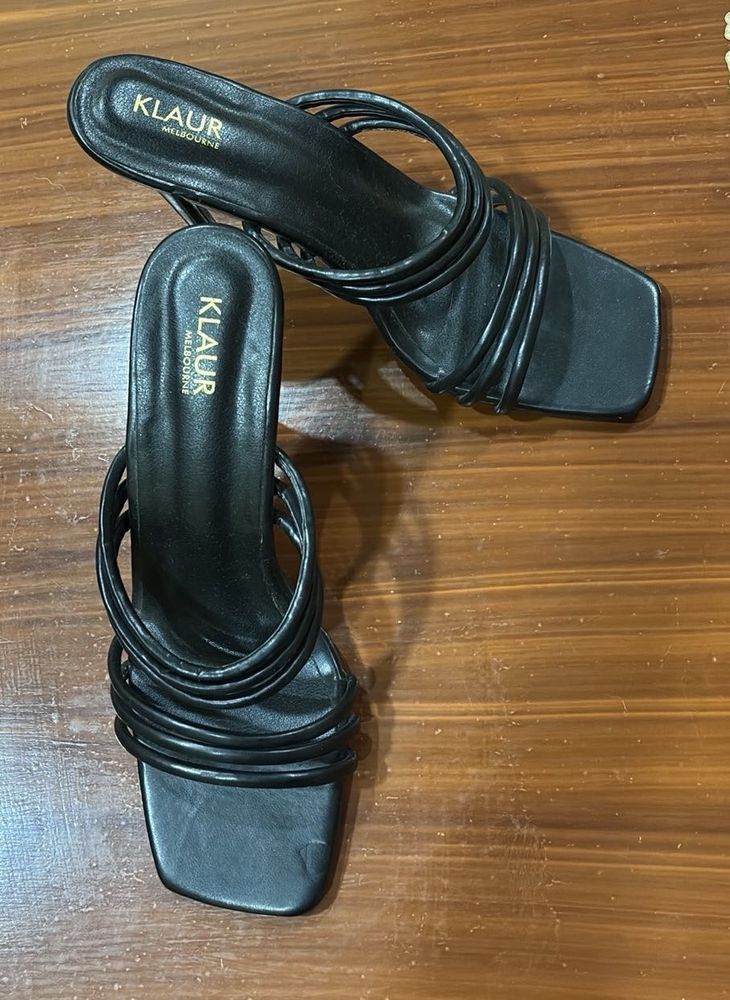Revenge story black heels ⛓️‍💥