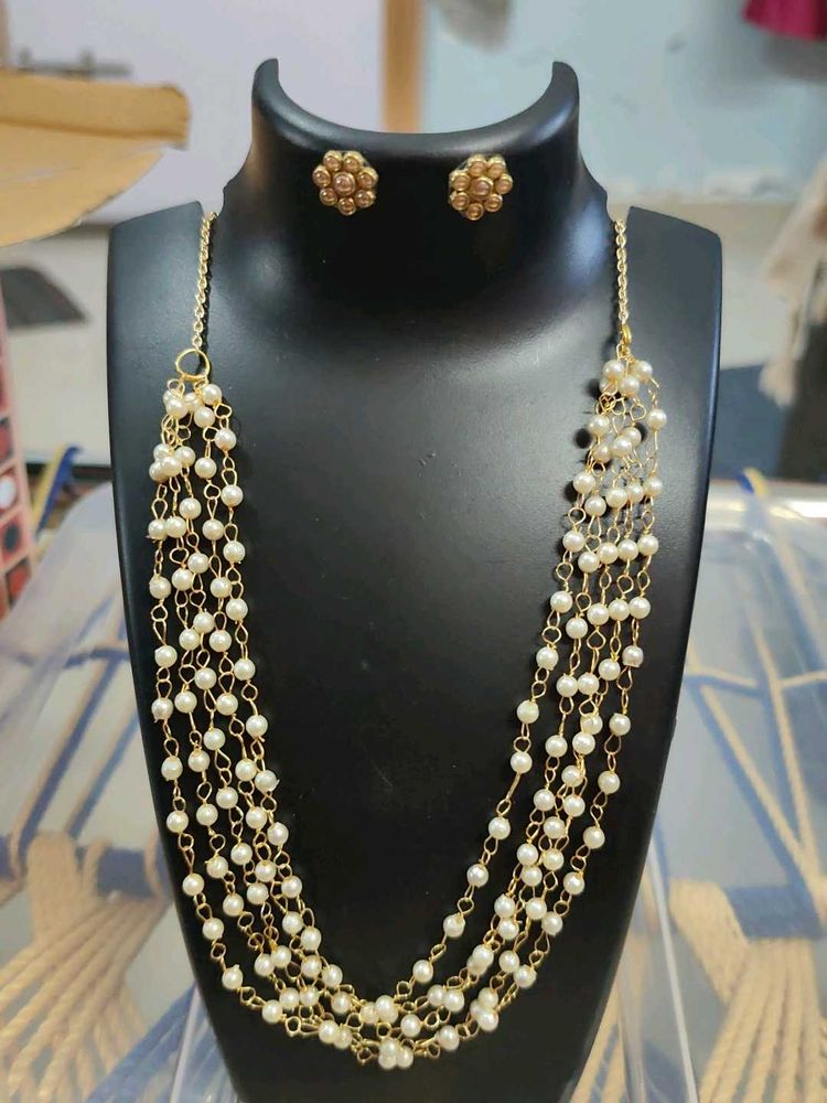 Elegant Multi-Layer Pearl Necklace Set