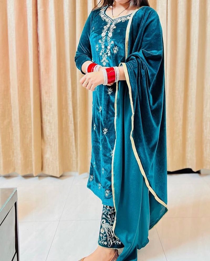 Elegant Teal Velvet Kurta Set