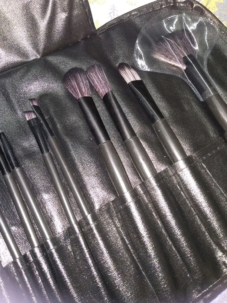 24 Pieces New Makeup Brushes