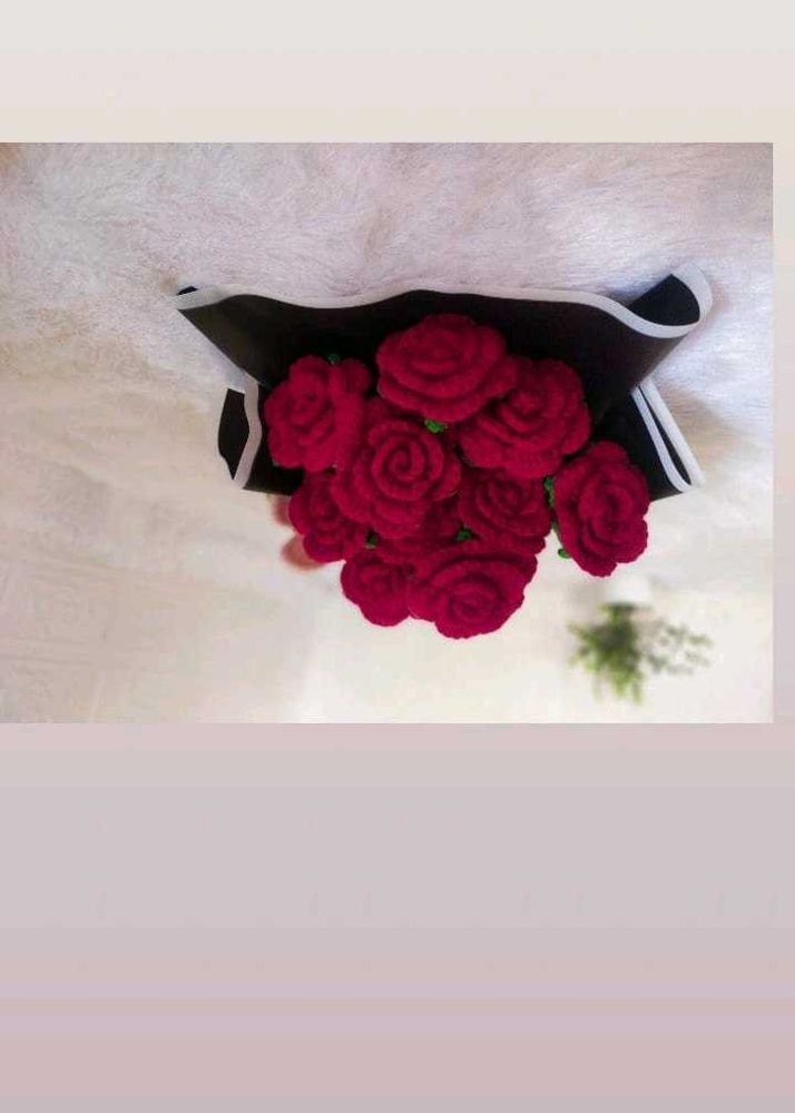 Crochet Red Rose Bouquet