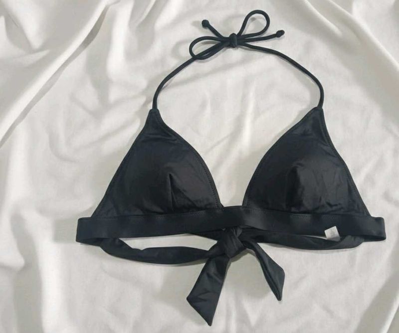 Black Triangle Bikini Top and thong