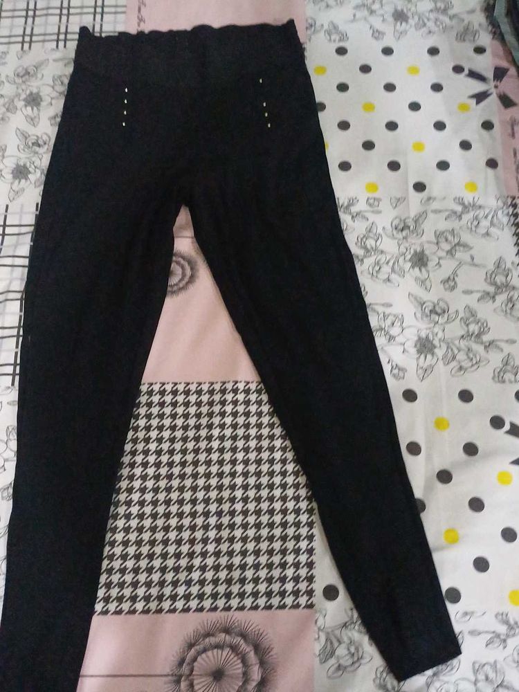 Stylish Black Jeggings