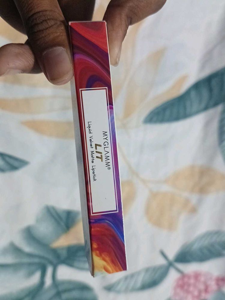 MyGlamm LIT Liquid Lipstick