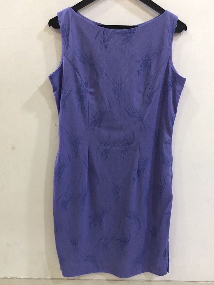 Lavender Sleeveless Semi Shimmer Bodycon Mid Dress
