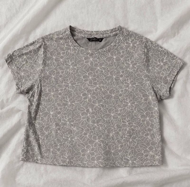 Cute Floral Print T-Shirt
