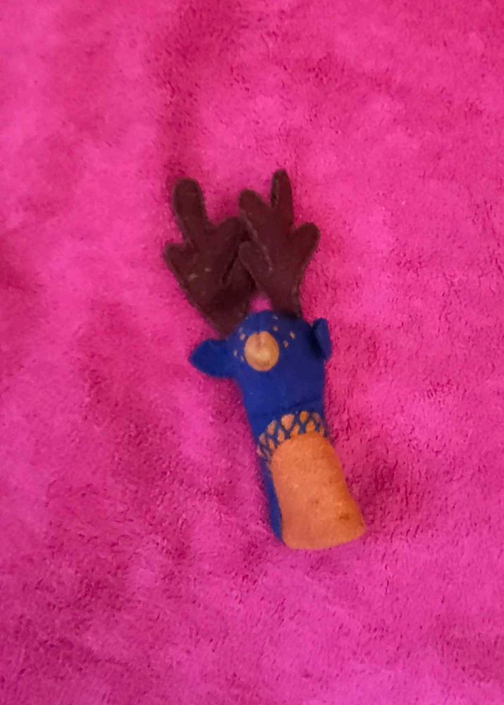 Cute Reindeer Finger Puppet