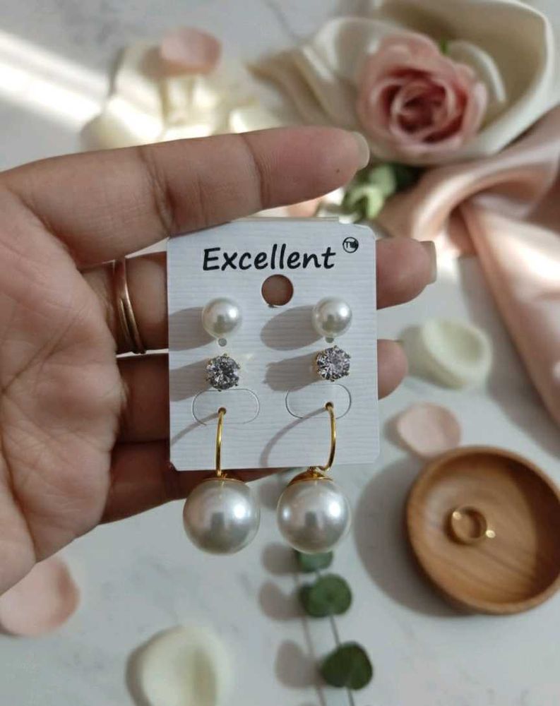 Elegant Pearl Earrings Set – “Excellent” 🤍