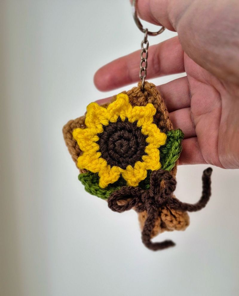 Crocheted Sunflower Bouquet keychain