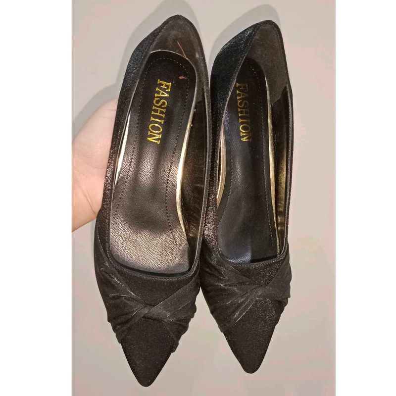Satin Kitten Pumps