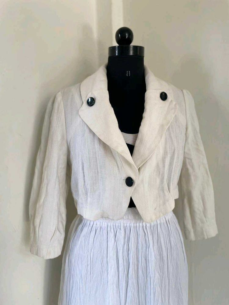 Chic Cropped Blazer