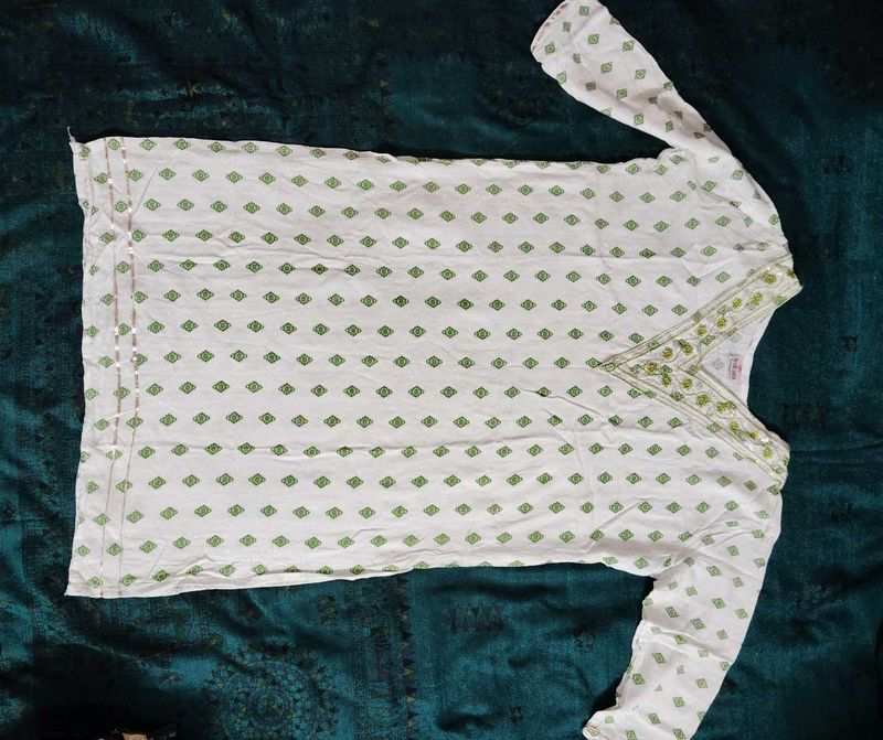 White Kurta with Green Diamond Print
