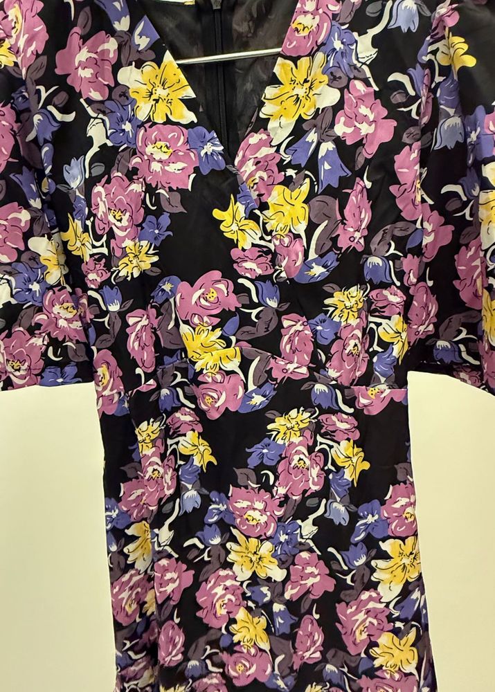 Floral Print V-Neck Dress